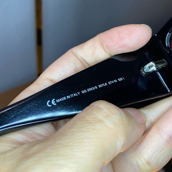 GUCCI Sunglass - Picture 7 of 16